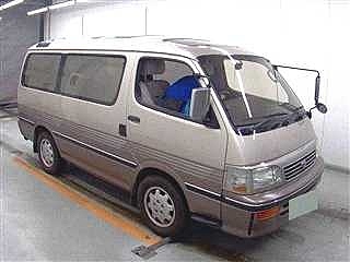 TOYOTA HIACE