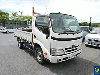 TOYOTA DYNA