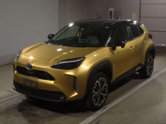 TOYOTA YARIS CROSS