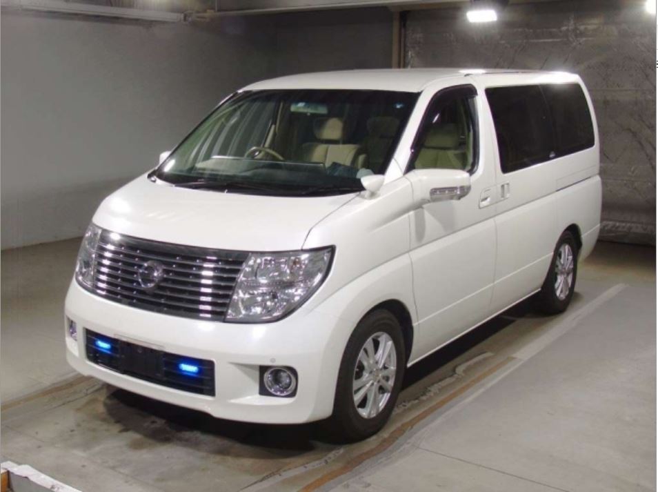 NISSAN ELGRAND